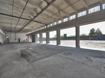 Comercial · 1361m² · 10 Vagas · Prédio comercial com varias vagas para locação no Jaguaré Prédio comercial com varias vagas para loc