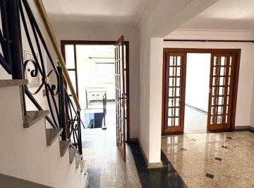 Casa · 202m² · 2 Quartos · 2 Vagas · Casa à Venda no Cambuci Residencial ou Comercial 202m², 2 suítes, 2 vagas