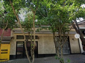 Comercial · 400m² · Ponto comercial, no Ipiranga, com 350m², com grandes salas já divididas, copa e recepção. Ponto com
