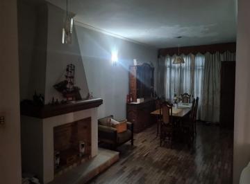 Comercial · 470m² · 4 Quartos · 9 Vagas · Casa com 470m² no Planalto Paulista com 4 suítes todas com armários embutidos, 2 salas, lareira Casa