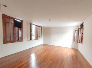 Comercial · 520m² · 5 Quartos · 22 Vagas · Casarão assobradado do século XX, tombado pelo patrimônio Histórico Nacional. Com 720m² de área. Cas