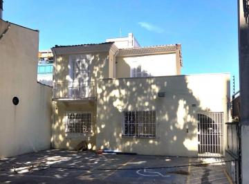 Casa · 330m² · 1 Quarto · 4 Vagas · Casa Comercial para Locação próxima ao Metrô Santa Cruz, 330m², 12 salas, 4 vagas