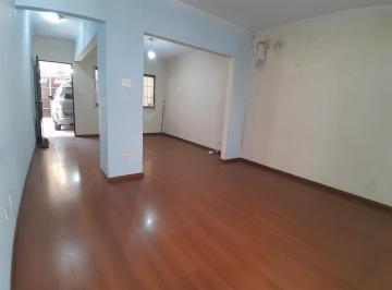 Casa · 240m² · 3 Quartos · 8 Vagas · Casa assobradada para venda com 150,m² construídos, com 03 dormitórios, cozinha ampla, quintal Casa