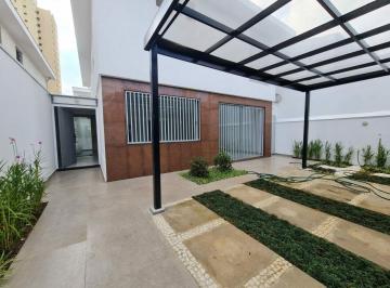 Casa · 263m² · 4 Quartos · 2 Vagas · Casa para locação residencial ou comercial no Brooklin, com 263m² construídos, 04 dormitórios