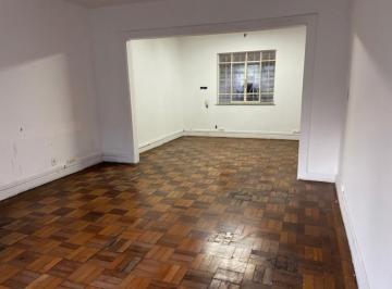 Casa · 250m² · 4 Quartos · 2 Vagas · Sobrado antigo no miolo da aclimação