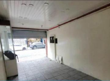 Comercial · 100m² · Loja na região da Santa Efigênia, com 100m², divididos em três andares, com copa e 01 banheiro