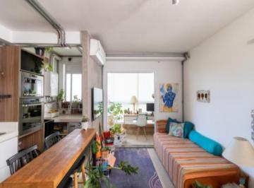 Apartamento · 76m² · 1 Quarto · 2 Vagas · Cobertura Duplex na Aclimação com 76 m2, 1 suíte, 2 vagas, reformado e ótima localização. Cobertura