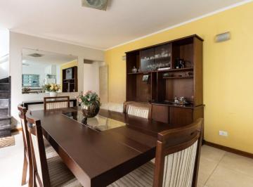 Casa · 205m² · 4 Quartos · 6 Vagas · Ã?TIMO SOBRADO