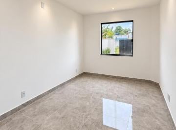 Casa de 3 quartos, Cotia · Imóvel a venda em Cotia