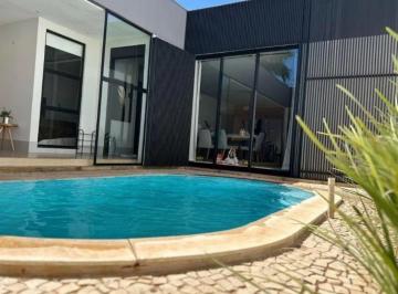 Casa de 3 quartos, Campinas · Casa de 200 m² com 3 quartos à venda na Cidade Universitária