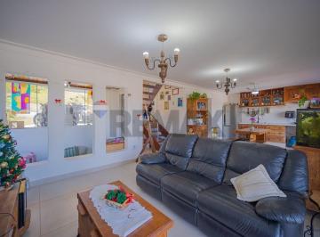 Casa · 272m² · 3 Quartos · 4 Vagas · Valville II Casa à venda 3 quartos, 272 m² Santana de Parnaíba/SP