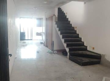 Casa · 120m² · 3 Quartos · 3 Vagas · Sobrados Novos no Jd. Nordeste