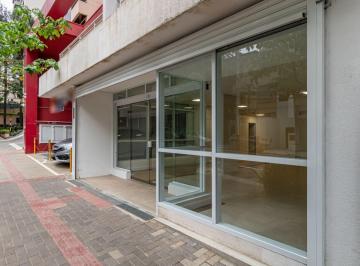 Comercial · 30m² · Loja na Rua Alves Guimarães, 120 - Loja 05 • 30 m²
