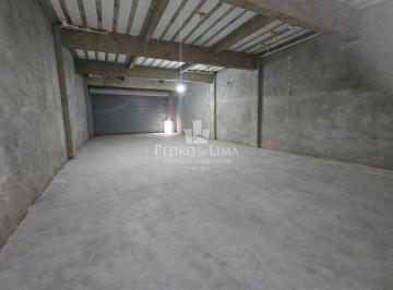 Comercial · 200m² · 3 Vagas · Salão Comercial na Av. Águia de Haia com 200 m², Pé-Direito Alto, 3 Vagas e Próximo ao Metrô