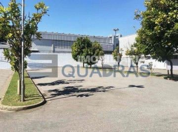Comercial · 5618m² · 6 Vagas · Galpão estrada da Aldeinha - Aphaville