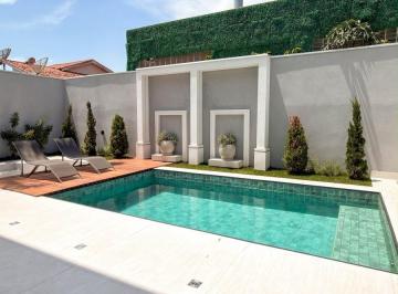 Casa de 4 quartos, Arujá · Casa à venda com 265mt² 4 Quartos sendo todas suíte em Arujá - SP