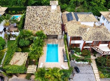 Casa · 202m² · 3 Quartos · 2 Vagas · Para alugar casa com 5 quartos e piscina privativa em Búzios, RJ