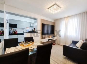 Apartamento · 46m² · 2 Quartos · 1 Vaga · Apartamento 2 dormitórios de frente a parada Nevada do Trólebus