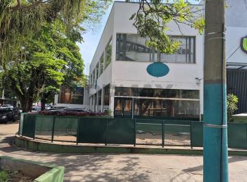 Comercial · 320m² · RE/MAX Aluga Galpã de esquina, na Avenida Brasil, por R$ 15.000,00