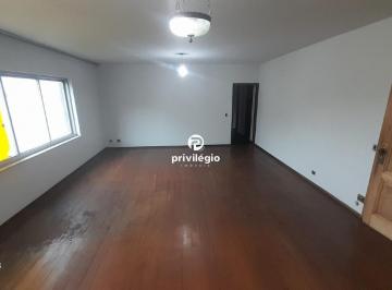 Comercial · 181m² · 4 Quartos · 2 Vagas · Apartamento por andar com 2 vagas na escritura na Alzira Brandão.