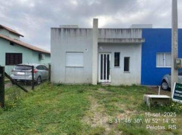 Casa 36 m² - Laranjal - Pelotas - RS - Foto [0] · Casa 36 m² - Laranjal - Pelotas - RS