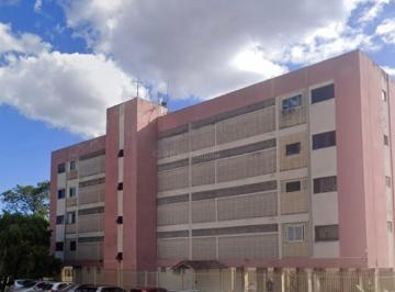 Apartamento de 2 quartos, Cruzeiro · Apartamento 2 Qtos na quadra 201 bloco A