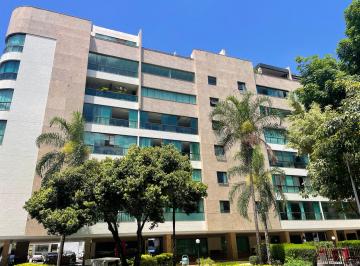 Apartamento de 4 quartos, Brasília · Cobertura vazada 310 norte