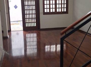 Casa de 4 quartos, São José dos Campos · Casa para aluguel no Aquarius