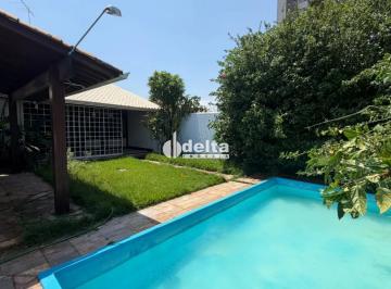 Photo 1 · Casa comercial disponível para locação no bairro Lídice em Uberlândia