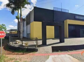 BARRACÃO 1.100² + terreno para estacionamento 800m². · BARRACÃO 1.100² + terreno para estacionamento 800m².
