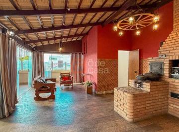 Casa · 220m² · 3 Quartos · 4 Vagas · Casa para venda em Castelo de 220.00m² com 3 Quartos, 2 Suites e 4 Garagens