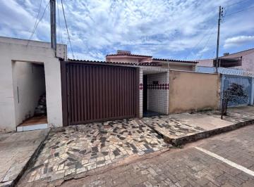 Imagem 1 · Casa para aluguel em Cristo Redentor, Patos de Minas