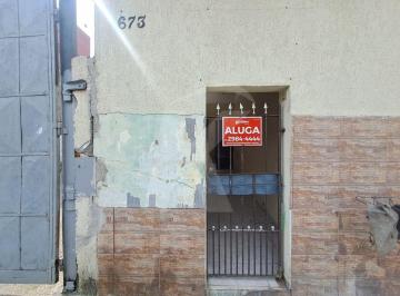Casa · 40m² · 1 Quarto · Casa com 1 quarto, sala, cozinha, banheiro, área de serviço e quintal