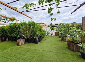 Casa · 378m² · 5 Quartos · 3 Vagas · Casa 5 quartos, sendo 2 suítes