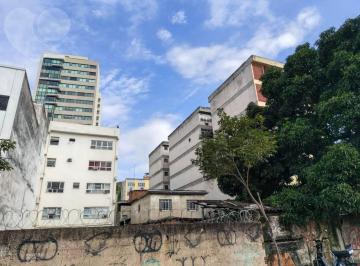 b133ca57a05be18083ce51af579d1ccb517daee6 · Ótimo terreno no Centro de São Gonçalo de frente para rua presidente Kennedy com serventia para rua