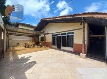Casa · 139m² · 3 Quartos · 3 Vagas · GRANDE OPORTUNIDADE | CASA TÉRREA | LADO PRAIA!
