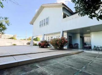 Casa · 460m² · 4 Quartos · 10 Vagas · Casa em Fátima, Teresina/PI de 460m² 4 quartos à venda por R$ 3.500.000,00
