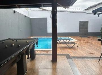 Casa de 3 quartos, Atibaia · Casa de 210 m² com 3 quartos à venda no Jardim Alvinópolis