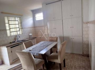 Casa · 321m² · 4 Quartos · 2 Vagas · Casa para venda em Colônia de 321.00m² com 4 Quartos e 2 Garagens