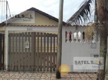Casa · 65m² · 2 Quartos · 2 Vagas · Aluguel de Casa no Suarão por R$ 1.400 com 2 Vagas de Garagem