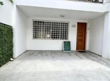 Comercial · 280m² · 2 Vagas · Casa comercial na Rua Lincoln Albuquerque, 76 • 280 m²
