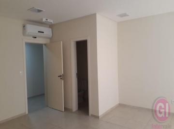 Comercial · 30m² · 1 Vaga · Escritório - Loteamento Urbanova II