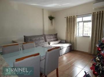 Casa · 70m² · 2 Quartos · 2 Vagas · Casa à Venda em Areia Branca - Santos: 2 Dorms por R$ 320k
