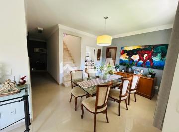 Casa · 212m² · 3 Quartos · 4 Vagas · Casa em condomínio com 3 suítes e espaço gourmet em Votorantim