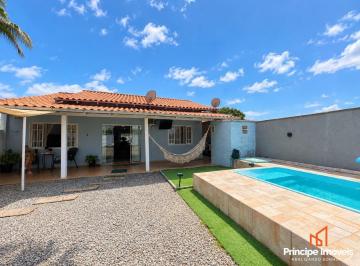 Casa · 68m² · 2 Quartos · 2 Vagas · Casa com 2 quartos no Floresta em Joinville