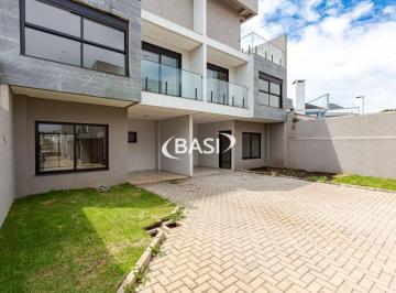 Casa · 157m² · 3 Quartos · 2 Vagas · Sobrados a venda em condominio bairro Bom Retiro.