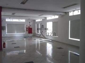 Comercial · 1915m² · 11 Vagas · Prédio - Comercial - No bairro Centro - Praça Kennedy - 1.915m².