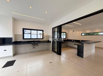 Casa · 240m² · 4 Quartos · 4 Vagas · Casa à venda 4 suítes | Condomínio Aruanã