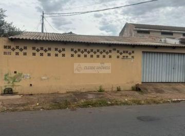 74704234a913401b0acdf7f8.jpg · Casa Comercial a venda R$680.000,00 Avenida Alenker, CPA I, Cuiabá-MT