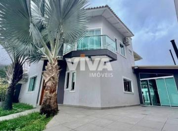 acf0f5266e7e20a2cf61c3db290e0358a37a08dd · Casa com 3 dormitórios para alugar, 259 m² por R$ 14.155/mês - Ressacada - Itajaí/SC